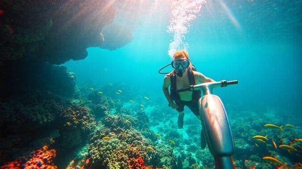 10 Gründe, warum Sie einen Unterwasserscooter zum Schnorcheln brauchen