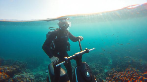 10 Gründe, warum Sie einen Unterwasserscooter zum Schnorcheln brauchen